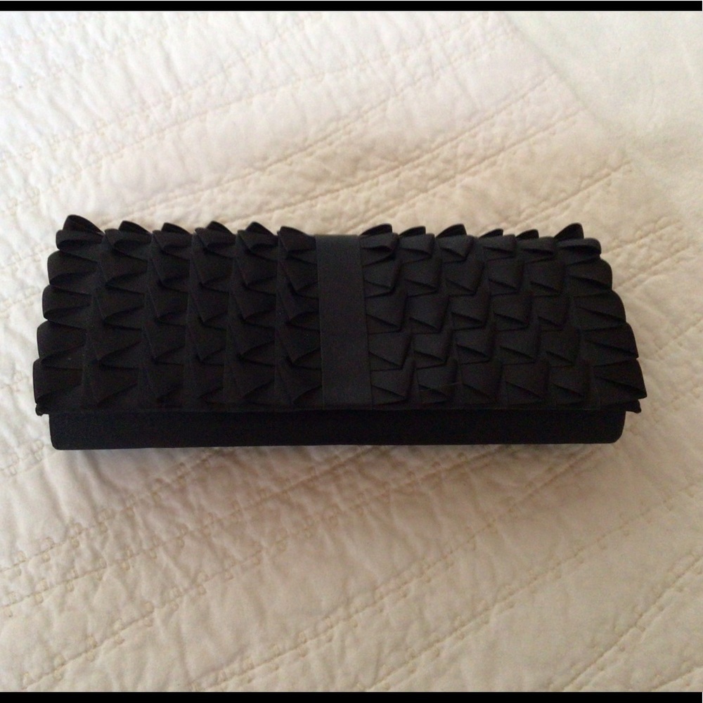 Jacqueline Ferra Clutch, black, shoulder strap 10x4 - Picture 2 of 5